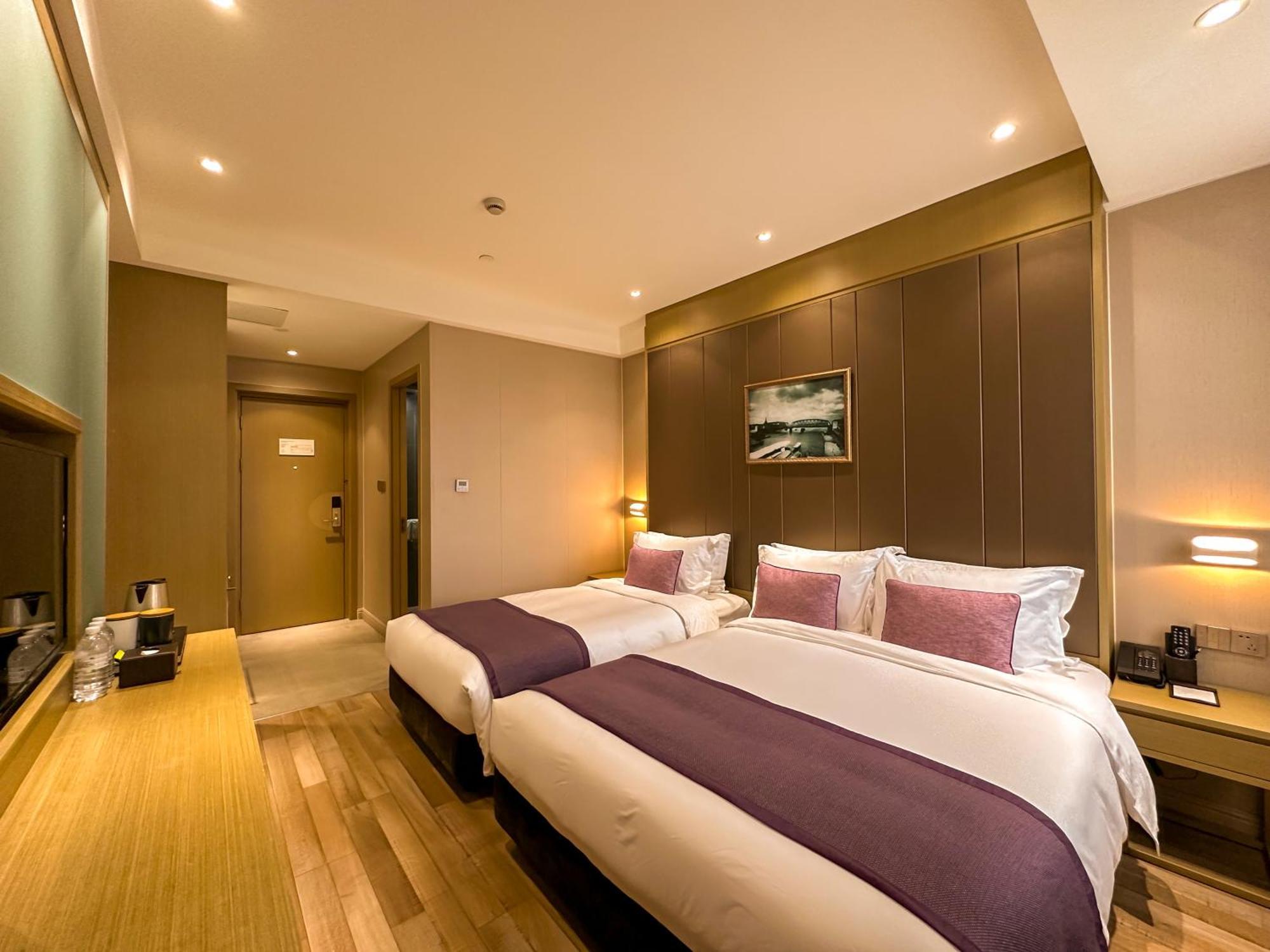 Shanghai-Deco Hotel-Free Shuttle Bus To Pudong Airport And Disneyland Eksteriør billede
