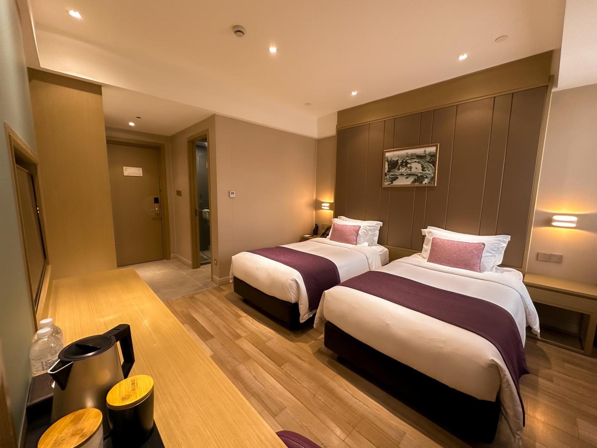 Shanghai-Deco Hotel-Free Shuttle Bus To Pudong Airport And Disneyland Eksteriør billede