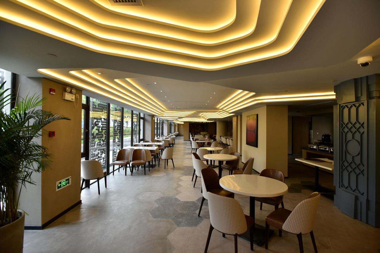 Shanghai-Deco Hotel-Free Shuttle Bus To Pudong Airport And Disneyland Eksteriør billede