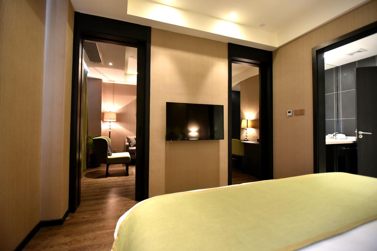 Shanghai-Deco Hotel-Free Shuttle Bus To Pudong Airport And Disneyland Eksteriør billede