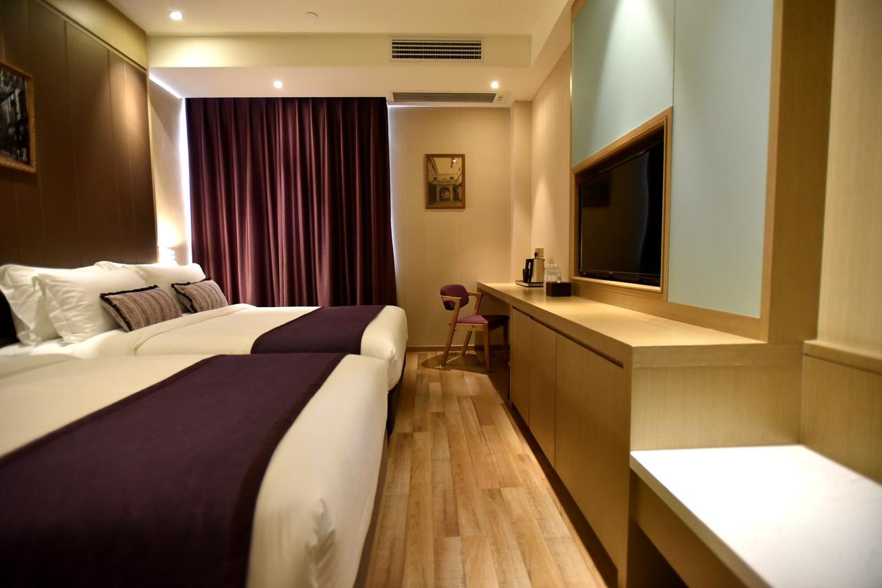 Shanghai-Deco Hotel-Free Shuttle Bus To Pudong Airport And Disneyland Eksteriør billede