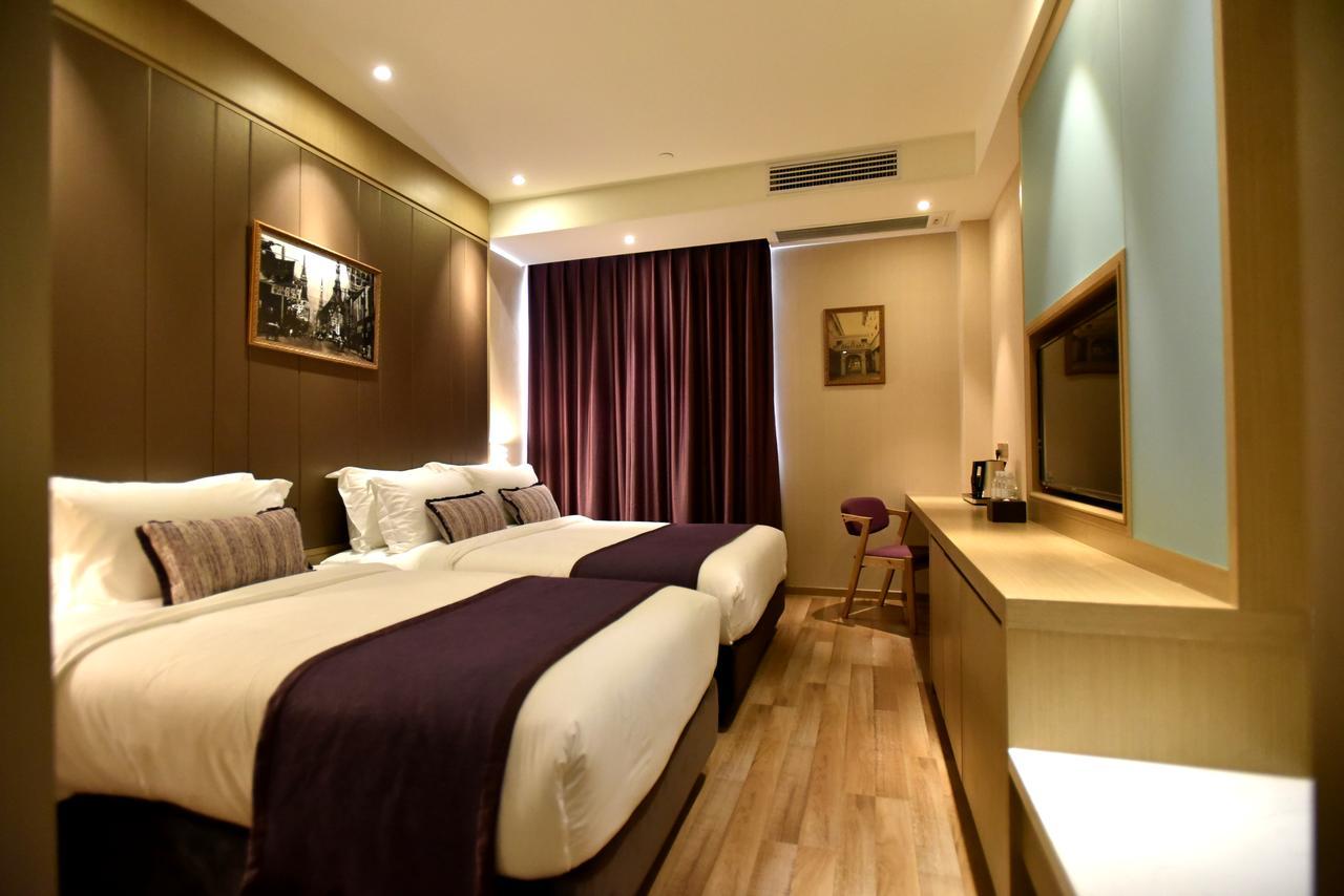 Shanghai-Deco Hotel-Free Shuttle Bus To Pudong Airport And Disneyland Eksteriør billede