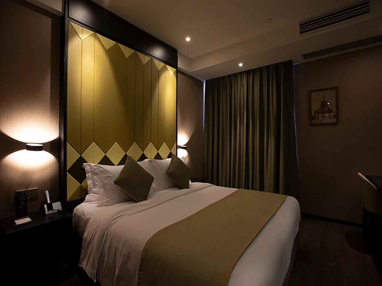 Shanghai-Deco Hotel-Free Shuttle Bus To Pudong Airport And Disneyland Eksteriør billede